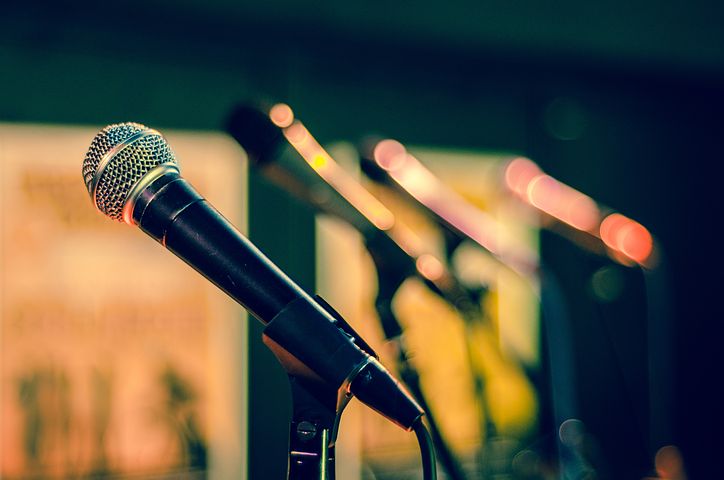 Participer &agrave; une chorale pour apprendre &agrave; chanter juste